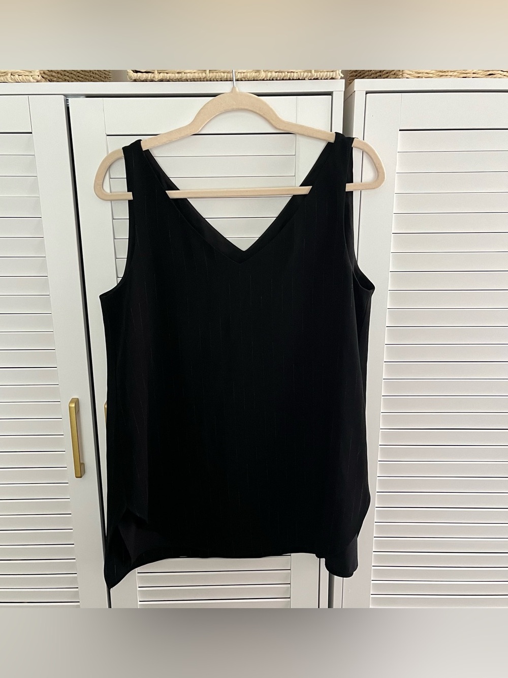MM LAFLEUR Sleeveless Tank Top Sz M Black Metallic Detail Career Office Business